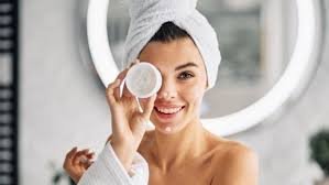 The Skincare Trend That’s Actually Making Sense A Real Look at Skin Cycling